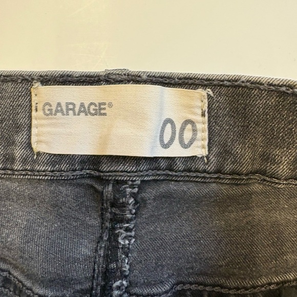 Garage skinny midrise zip and button raw hem grey ankle denim jeans size 00 - Picture 7 of 13